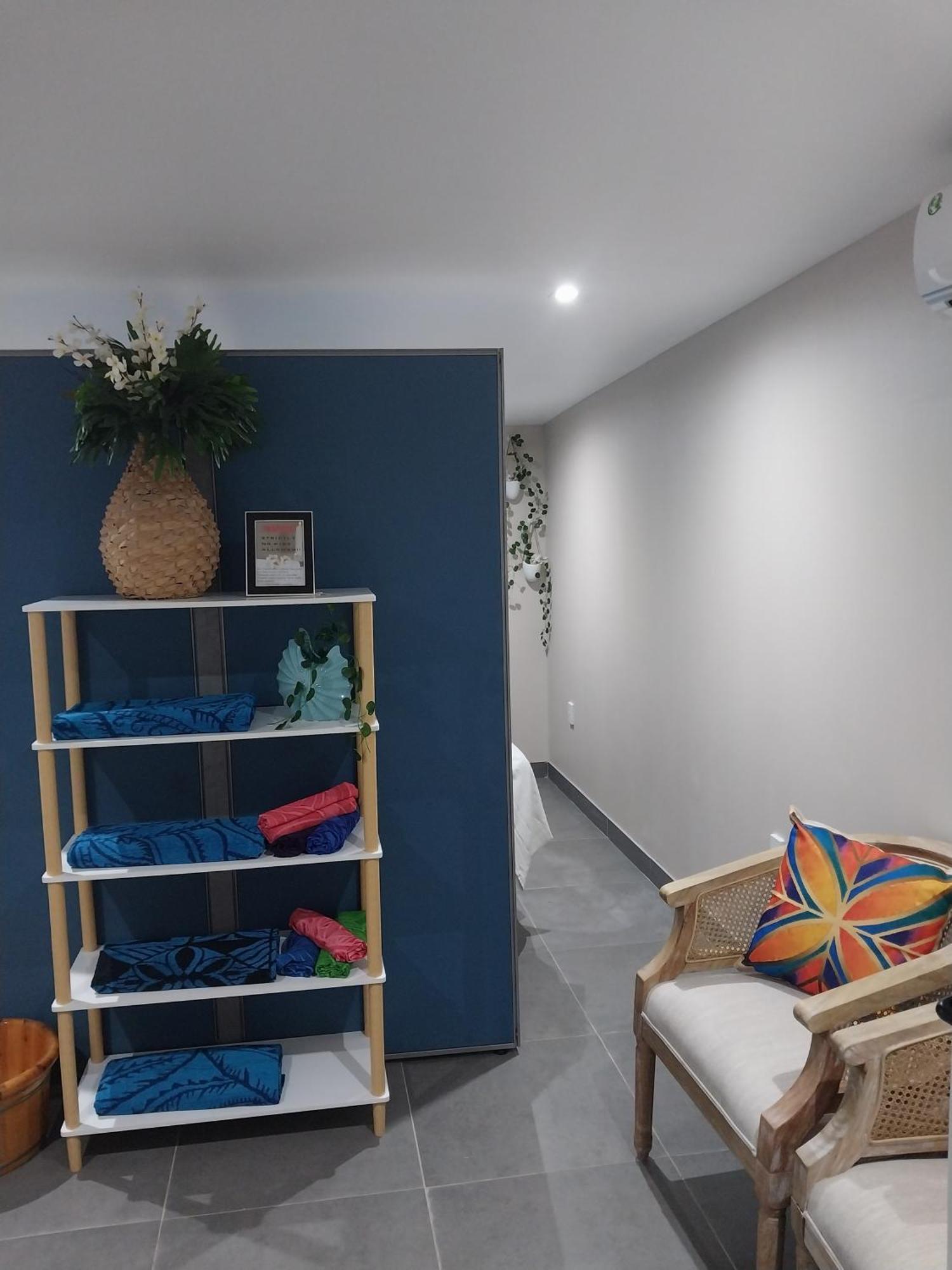 Le Uaina Beach Resort Faleapuna Екстер'єр фото