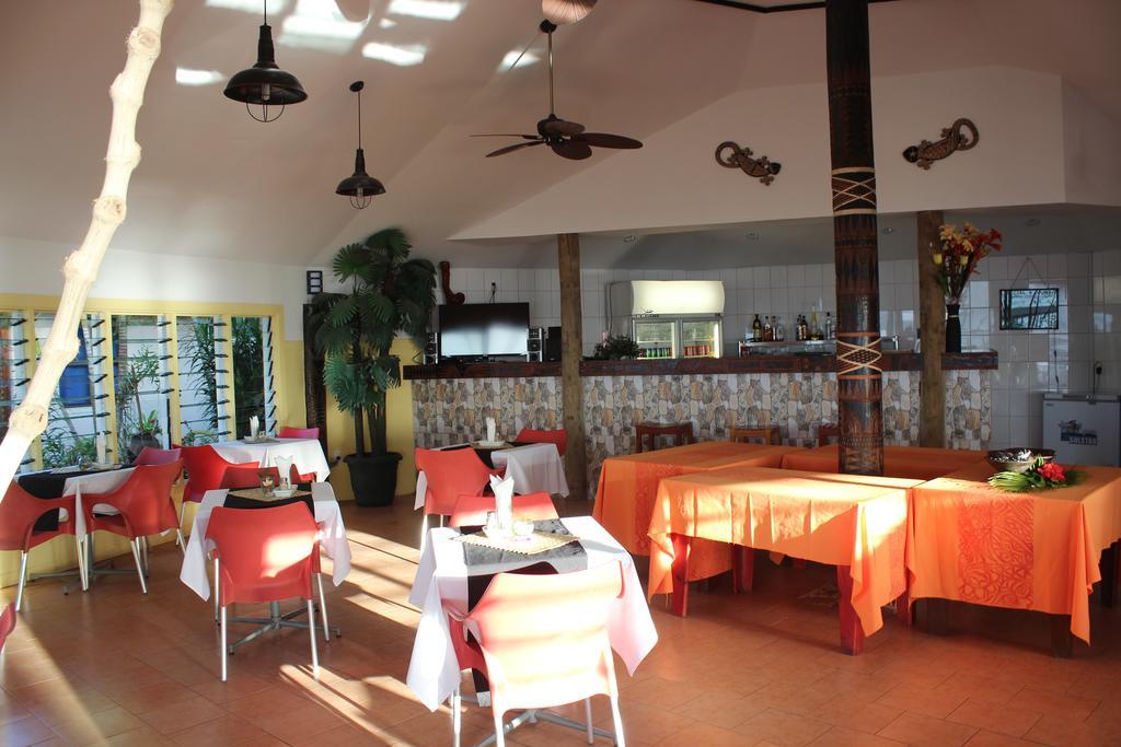 Le Uaina Beach Resort Faleapuna Екстер'єр фото