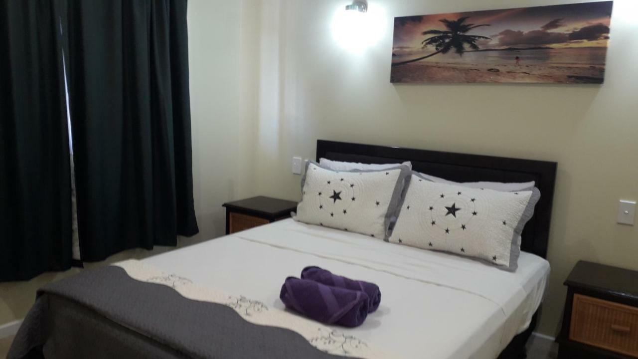 Le Uaina Beach Resort Faleapuna Екстер'єр фото